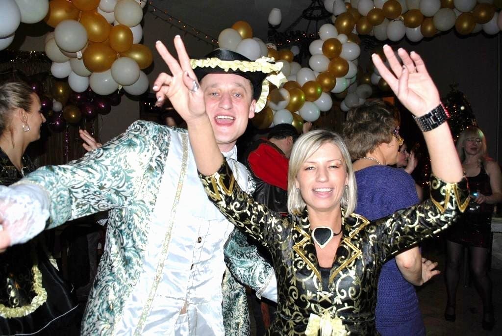 Bal Sylwestrowy w magicznej Sz. Porębie!